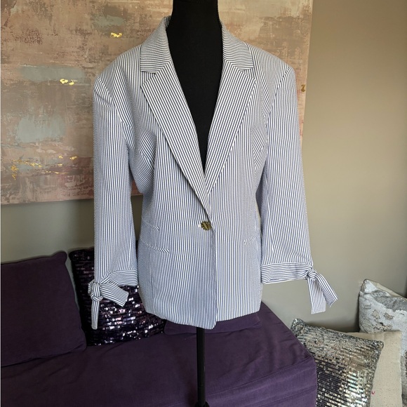 Anne Klein Blue and White‎ Blazer with Tailored Professional Cut Size XL - Picture 1 of 13